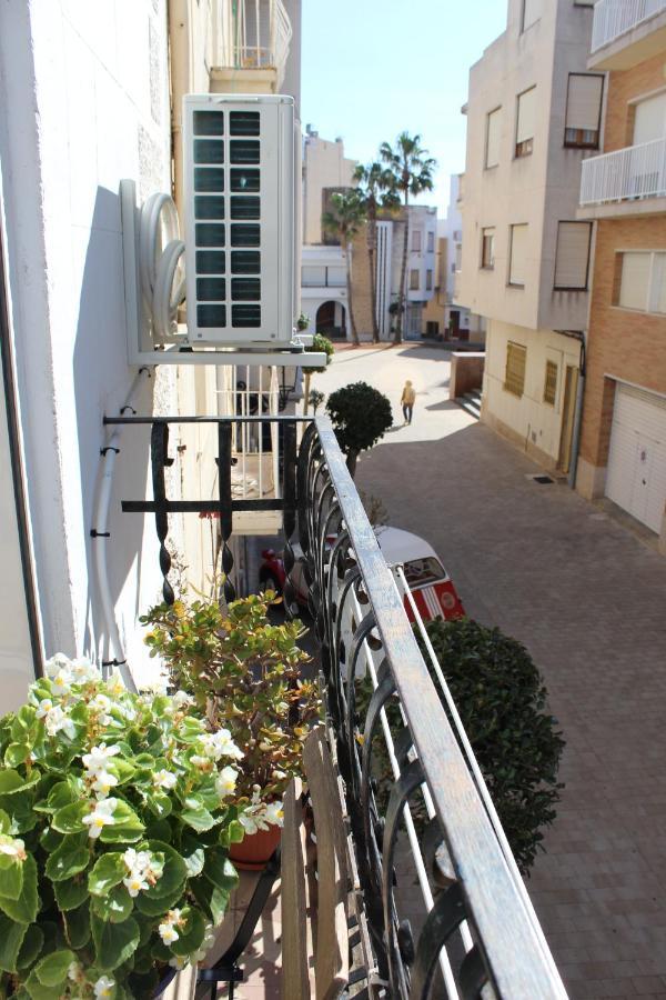 Apt Ideal Para Familias Cerca Del Mar L'Ampolla Exteriör bild